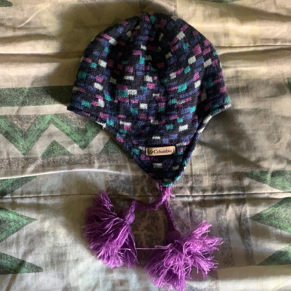 multi color Columbia hat